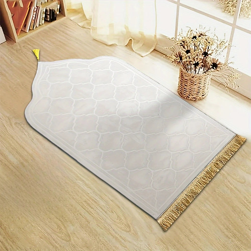 Luxury Soft Islamic Prayer Mat with Tassels – Comfortable & Elegant Design for Daily Salah